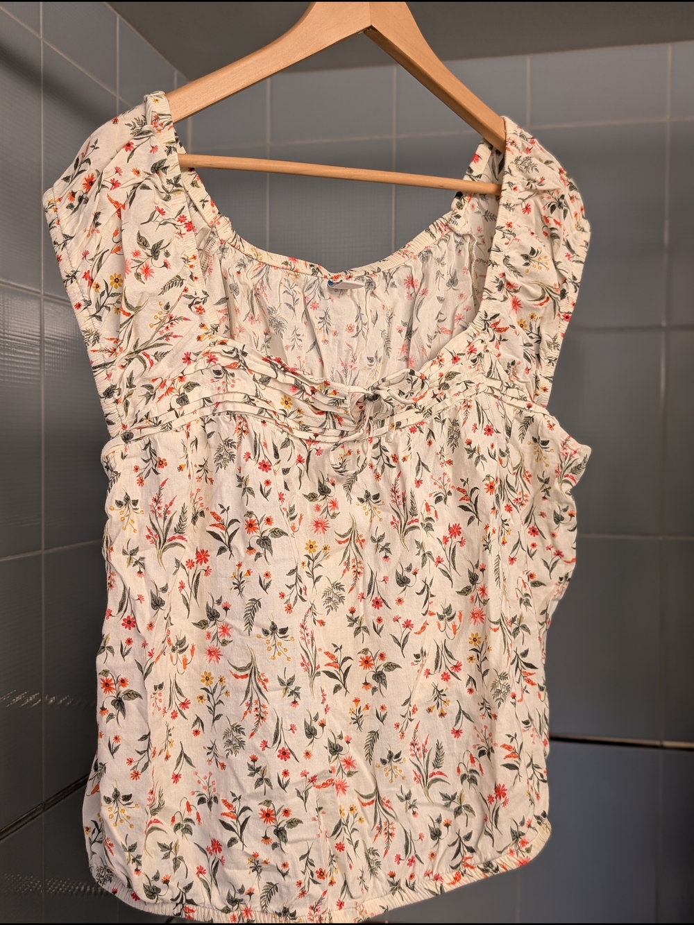 Shoulder Slipping Cropped Peasant Top